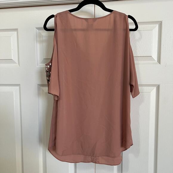 MODA International Women’s Tan Sequin Cold Shoulder Blouse Top Size Medium - Picture 4 of 7